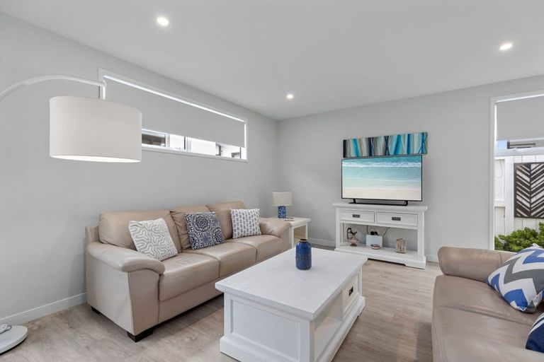 Photo of property in 24 Franks Way, Papamoa Beach, Papamoa, 3118