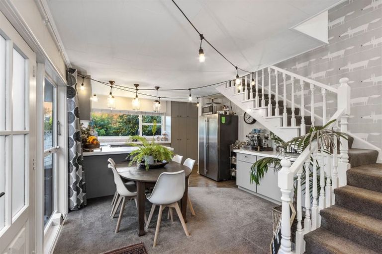 Photo of property in 9 Lake Terrace Road, Burwood, Christchurch, 8061