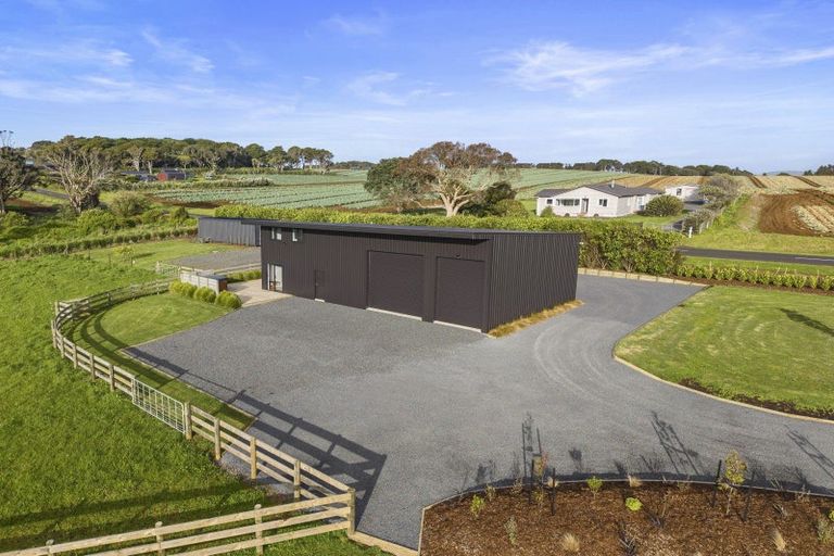 Photo of property in 58 Kidd Road, Waiuku, 2682