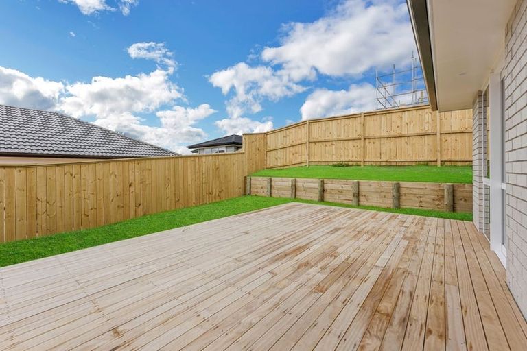 Photo of property in 8 Clendon Court, Pokeno, 2402