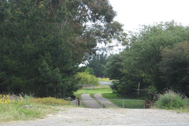 Photo of property in 61 Lawcocks Road, Amberley, 7481