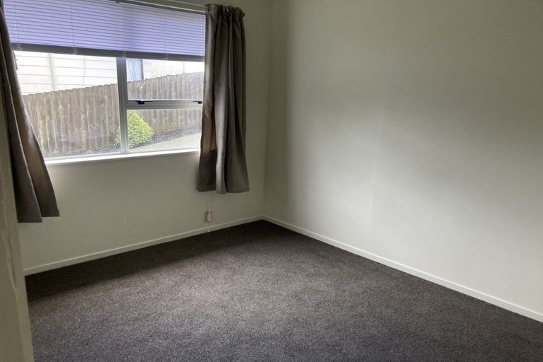 Photo of property in 21 Mona Vale, West Harbour, Auckland, 0618