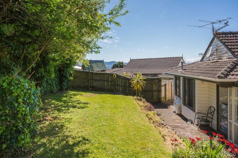 Photo of property in 24b Parkinson Close, Whitby, Porirua, 5024