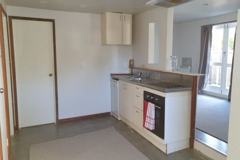 Photo of property in 81 Lauderdale Road, Birkdale, Auckland, 0626