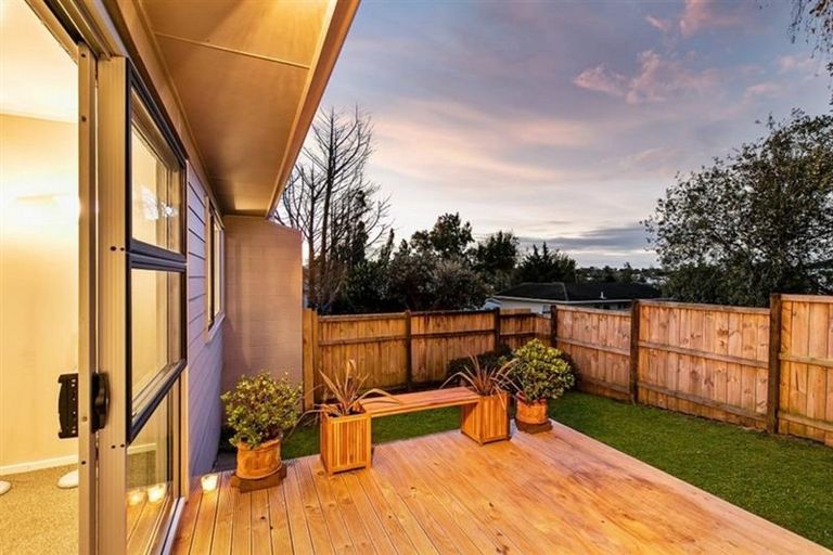 Photo of property in 4/101 Seymour Road, Sunnyvale, Auckland, 0612