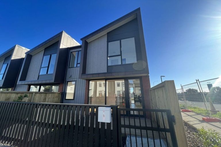 Photo of property in 1 Mahalo Avenue, Wiri, Auckland, 2104