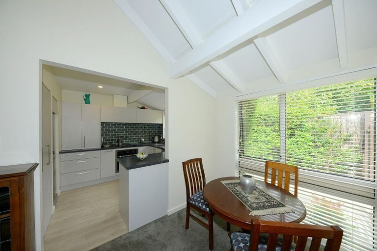 Photo of property in 2/74 Innes Road, St Albans, Christchurch, 8052