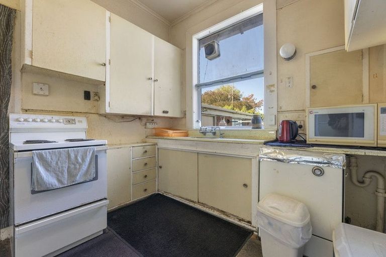 Photo of property in 201 Macandrew Road, South Dunedin, Dunedin, 9012