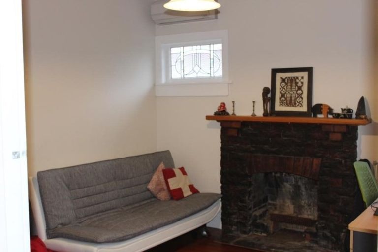 Photo of property in 35 Burnside Street, Waterloo, Lower Hutt, 5011