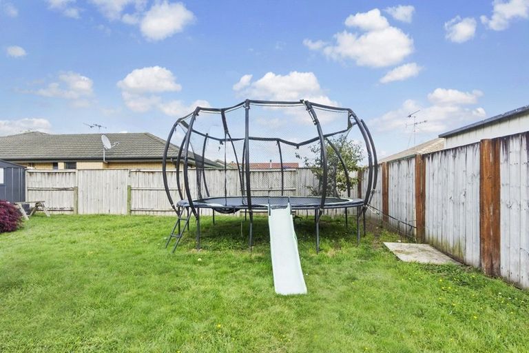 Photo of property in 9 Farringdon Avenue, Rototuna North, Hamilton, 3210