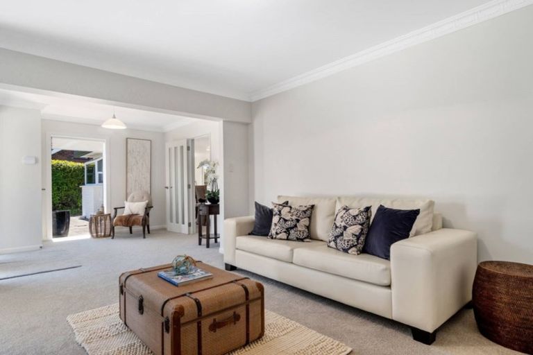 Photo of property in 56 Links View Drive, Omokoroa, 3114