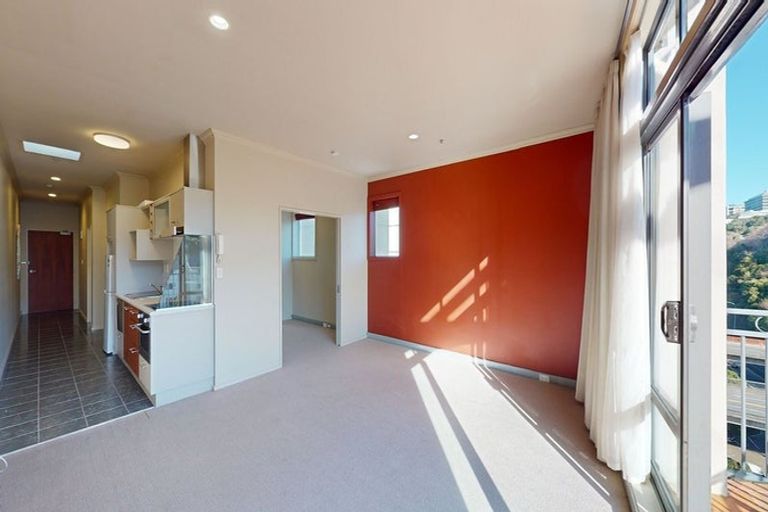 Photo of property in Atrium Towers, 9g/154 The Terrace, Wellington Central, Wellington, 6011