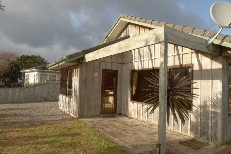 Photo of property in 20 Ngaio Road, Raumati Beach, Paraparaumu, 5032