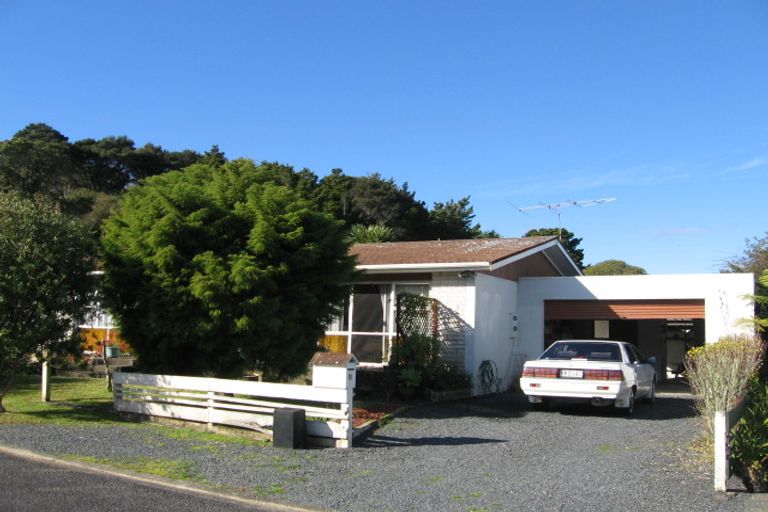 Photo of property in 11 Mako Lane, Paihia, 0200