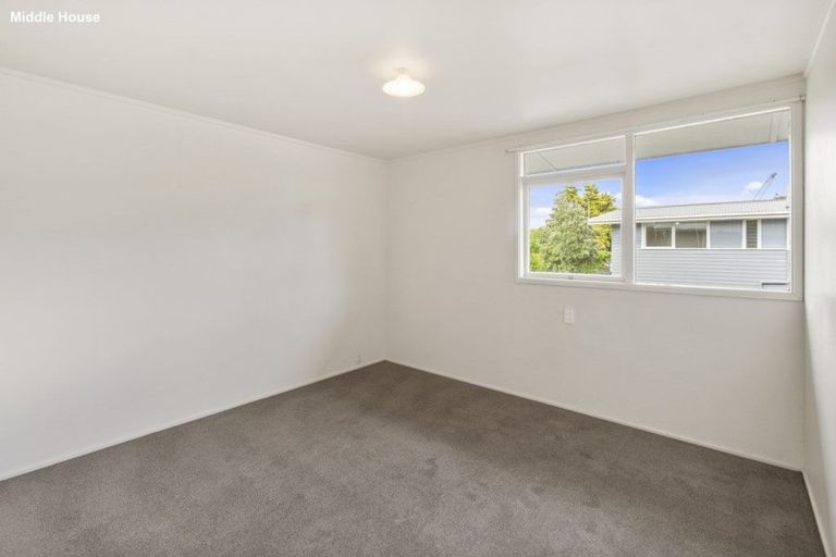 Photo of property in 1/138 Great South Road, Drury, 2113