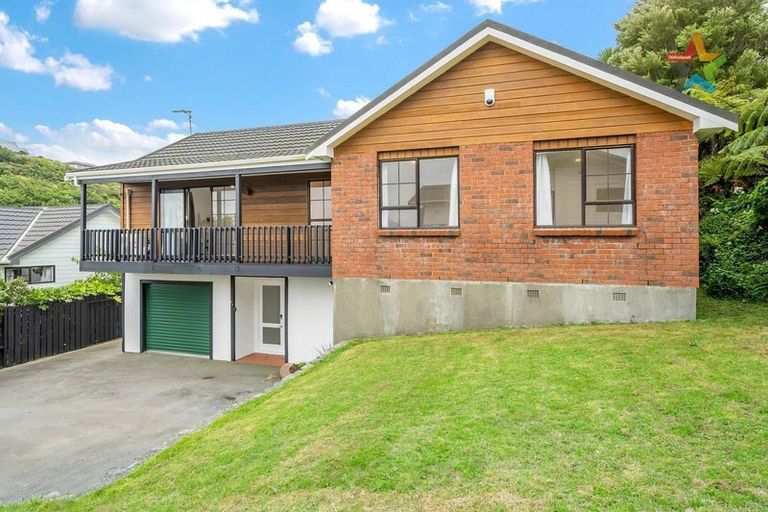 Photo of property in 62 Cortina Avenue, Johnsonville, Wellington, 6037