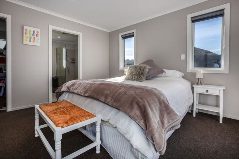 Photo of property in 64 John Burke Drive, Aotea, Porirua, 5024