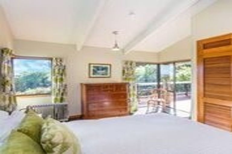 Photo of property in 9 Sherwood Lane, Cashmere, Christchurch, 8022