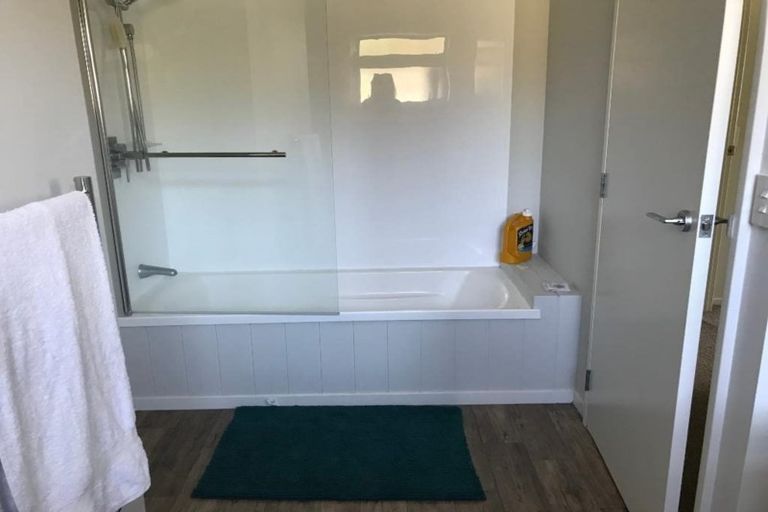 Photo of property in 25 Brompton Close, Richmond Heights, Taupo, 3330