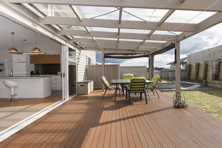 Photo of property in 26 Raptor Way, Welcome Bay, Tauranga, 3175