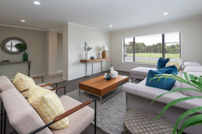 Photo of property in 50 Cyril French Drive, Flat Bush, Auckland, 2016