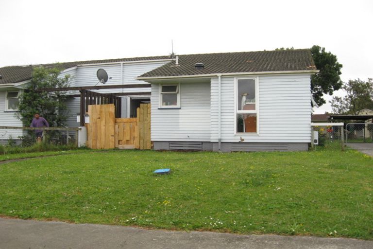 Photo of property in 5 Molesworth Place, Mangere, Auckland, 2022