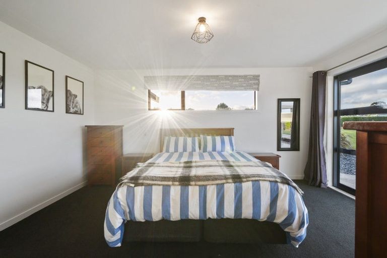 Photo of property in 208 Taipo Road, Rongotea, Palmerston North, 4476