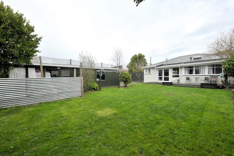 Photo of property in 8 Mackworth Street, Woolston, Christchurch, 8062