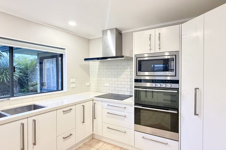 Photo of property in 178 Whitford Road, Somerville, Auckland, 2014
