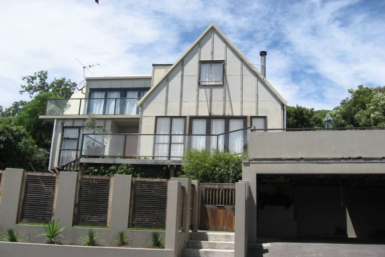 Photo of property in 2/16 Balmoral Lane, Redcliffs, Christchurch, 8081