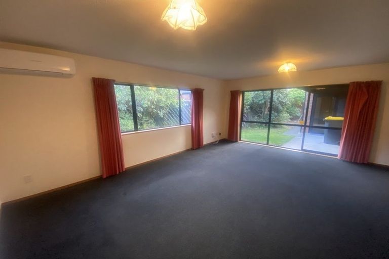 Photo of property in 28b Inglewood Place, Avonhead, Christchurch, 8042