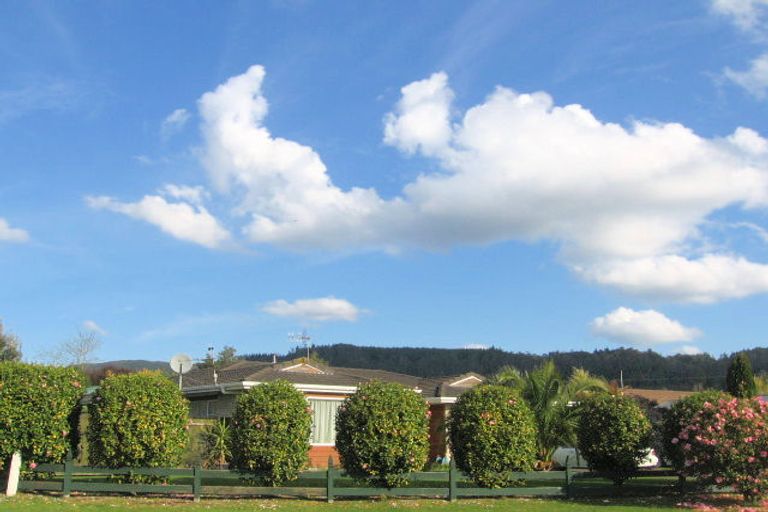 Photo of property in 5 Orchard Place, Lynmore, Rotorua, 3010