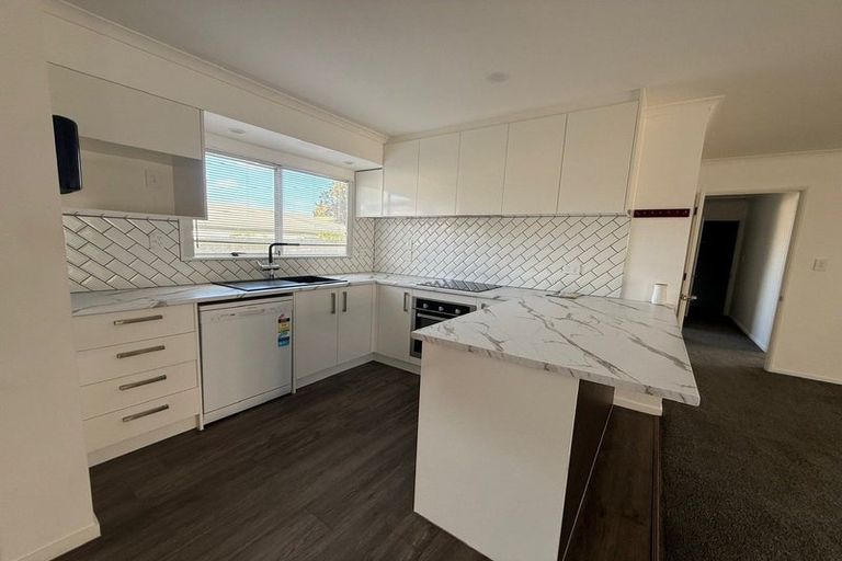 Photo of property in 4 Lickfold Lane, Pukete, Hamilton, 3200