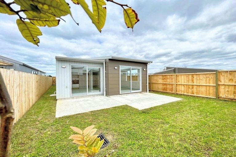 Photo of property in 10 Heihei Street, Papakura, 2110
