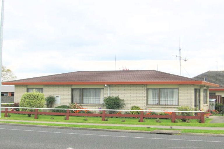 Photo of property in 390a Otumoetai Road, Otumoetai, Tauranga, 3110