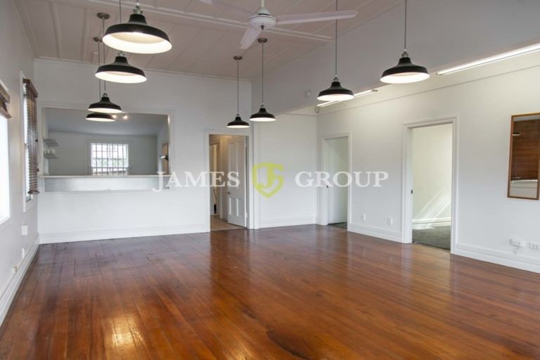 Photo of property in 36 Douglas Street, Okitu, Gisborne, 4010