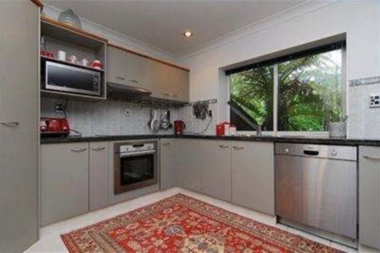 Photo of property in 16a Ormond Road, Hospital Hill, Napier, 4110