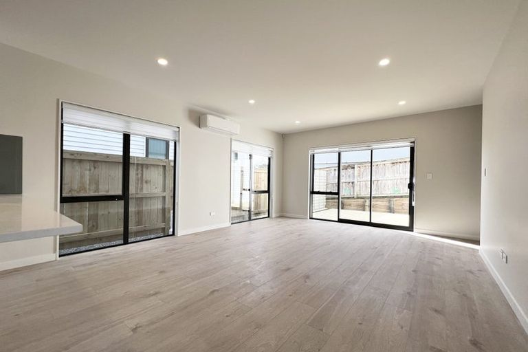 Photo of property in 107b Bond Crescent, Forrest Hill, Auckland, 0620