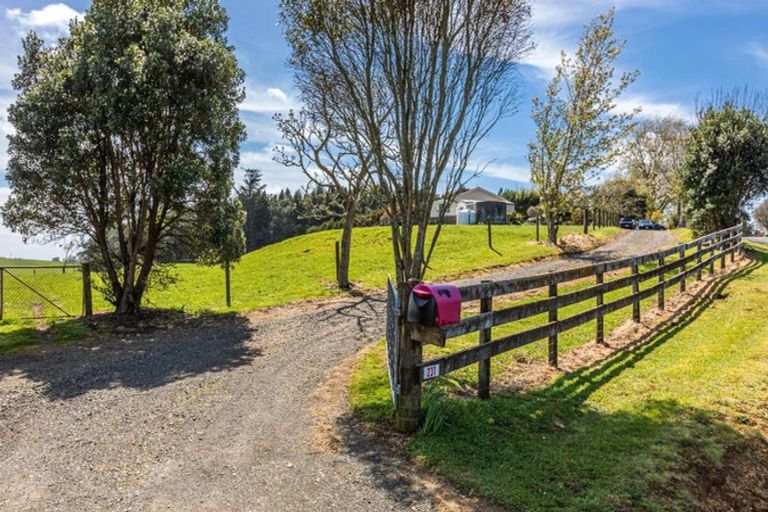 Photo of property in 231 Hart Road, Pukekohe, 2676
