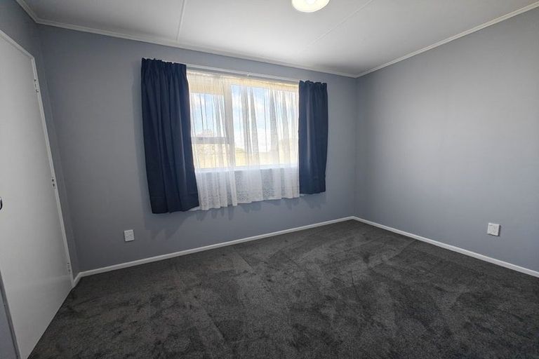 Photo of property in 54 Dunbeath Crescent, Kew, Invercargill, 9812