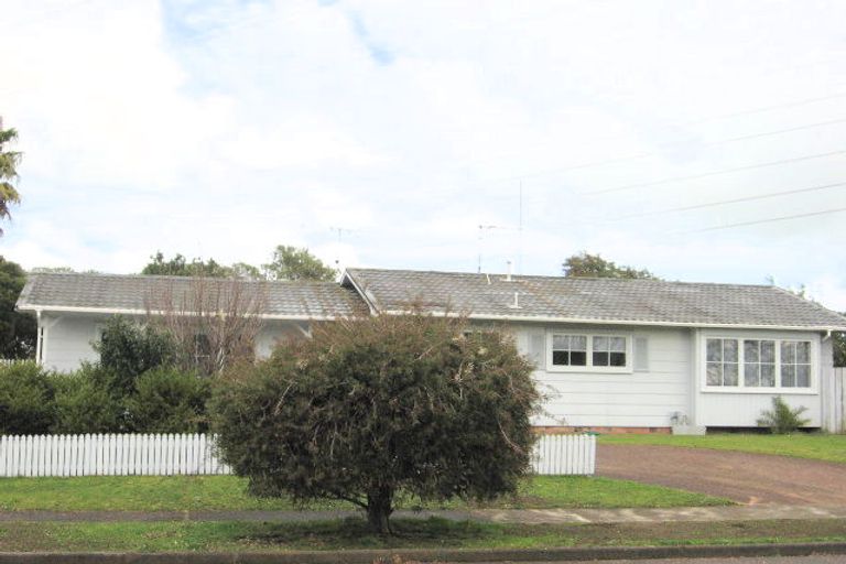 Photo of property in 32 Barnhill Crescent, Pahurehure, Papakura, 2113