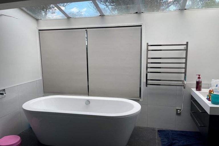 Photo of property in 911 Governors Bay Road, Governors Bay, Lyttelton, 8971