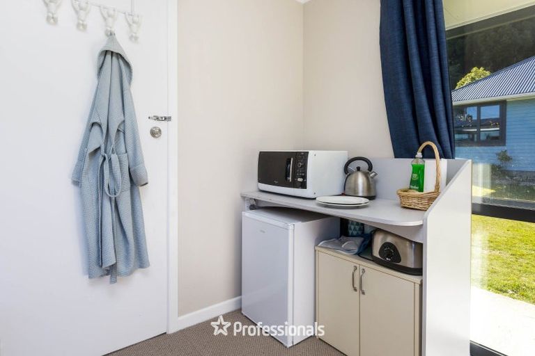 Photo of property in 45 Gillespies Road, Birchville, Upper Hutt, 5018