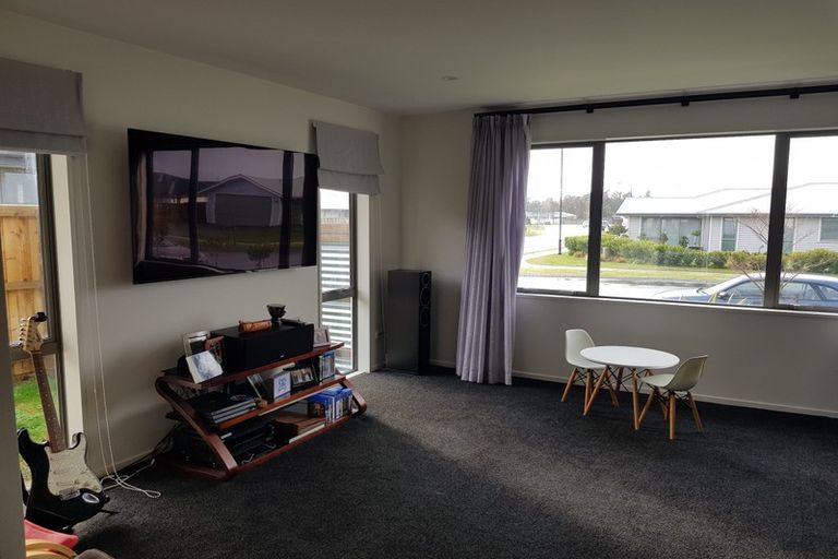 Photo of property in 18 Macphail Avenue, Rangiora, 7400