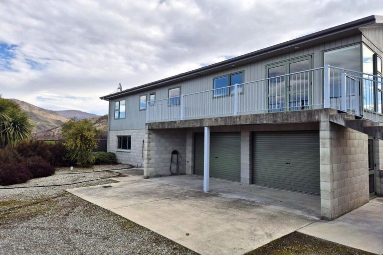 Photo of property in 14 Pearson Road, Cromwell, 9384