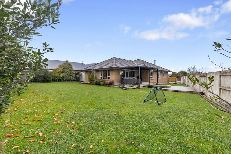 Photo of property in 33 Masefield Terrace, Kelvin Grove, Palmerston North, 4414