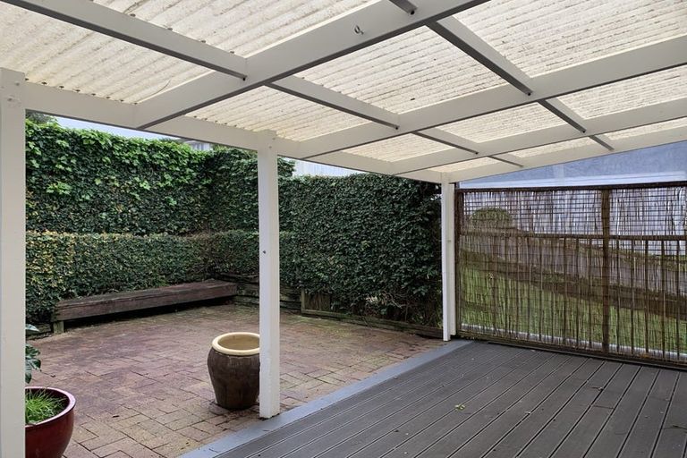 Photo of property in 12 Oreil Avenue, West Harbour, Auckland, 0618