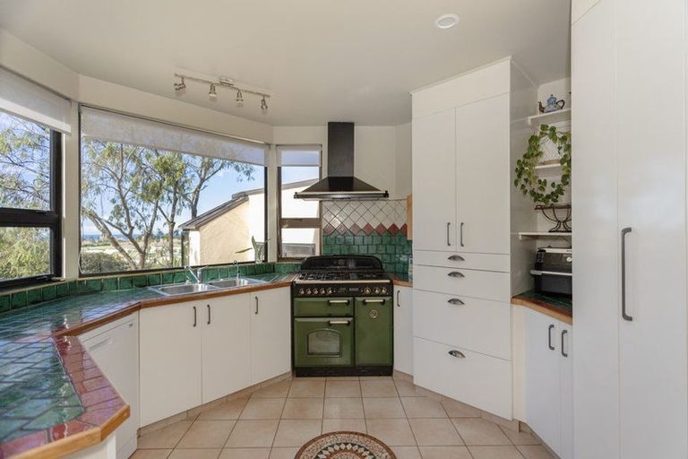 Photo of property in 16 Slade Street, Oamaru North, Oamaru, 9400