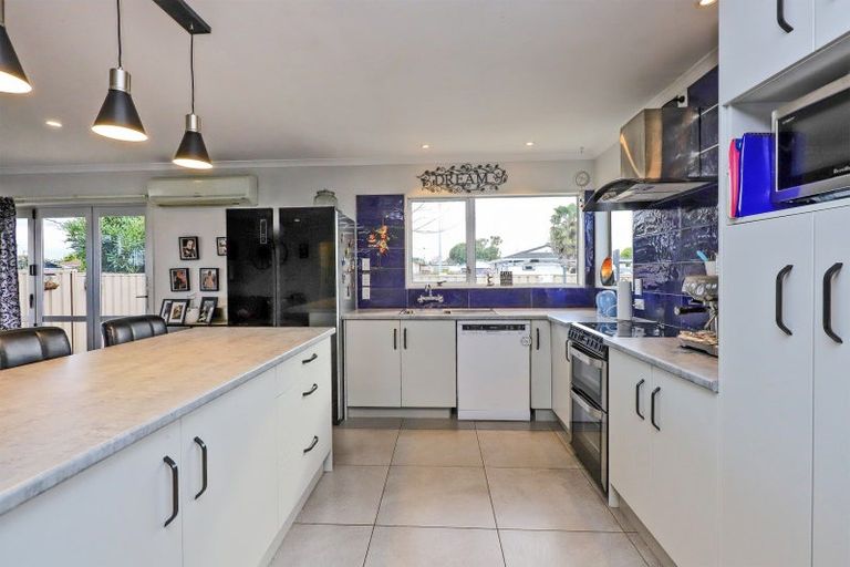 Photo of property in 32 Konini Crescent, Pirimai, Napier, 4112