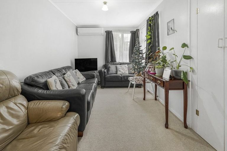 Photo of property in 68 Paul Crescent, Fairfield, Hamilton, 3214